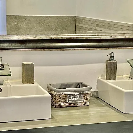 Apartment Silver *